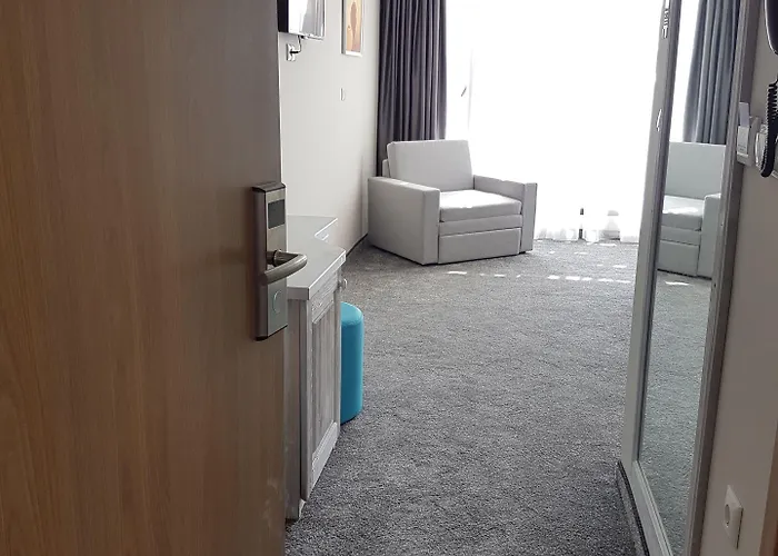 Oasis Del Sol - Front Lozenets