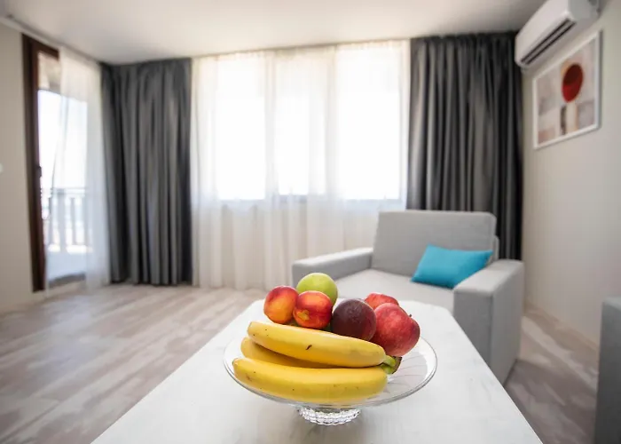 Oasis Del Sol - Front 3*