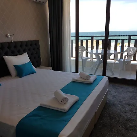 Oasis Del Sol - Front 度假村 洛泽内茨