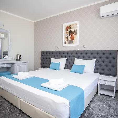 Resort Oasis Del Sol - Front