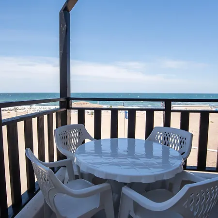 Oasis Del Sol - Front 3* 洛泽内茨