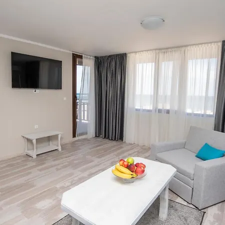 Oasis Del Sol - Front Lozenets