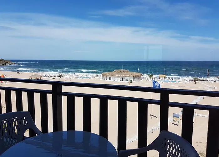 Oasis Del Sol - Front 3*