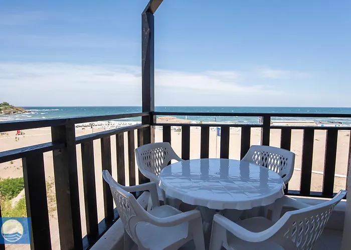 Oasis Del Sol - Front 로제넷츠